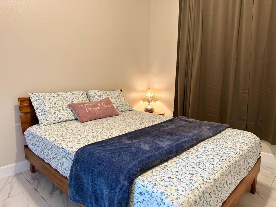 הוילה Midway City New Renovated House In Little Saigon מראה חיצוני תמונה